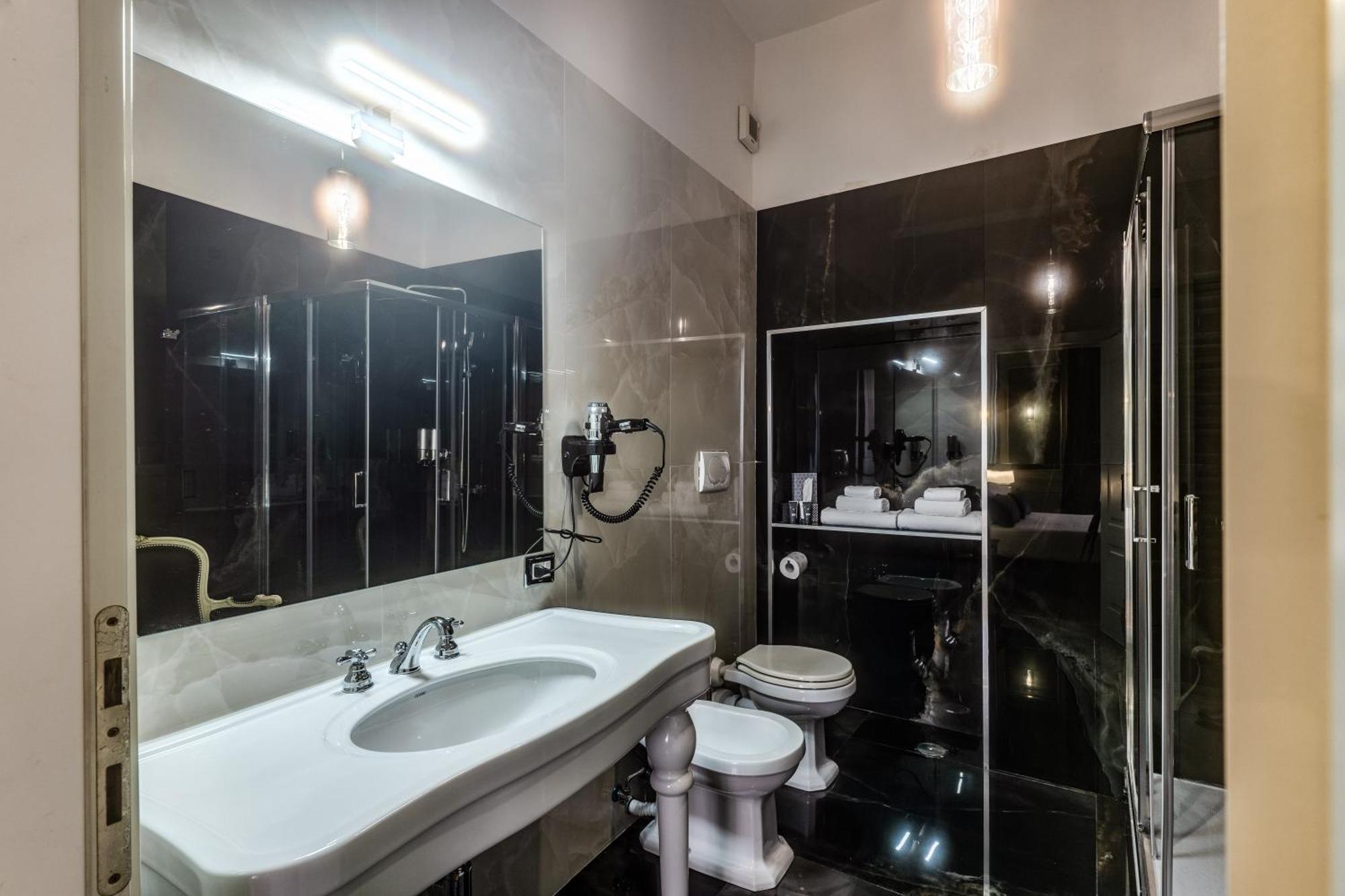 Relais Fontana Di Trevi Hotel Rome Exterior photo