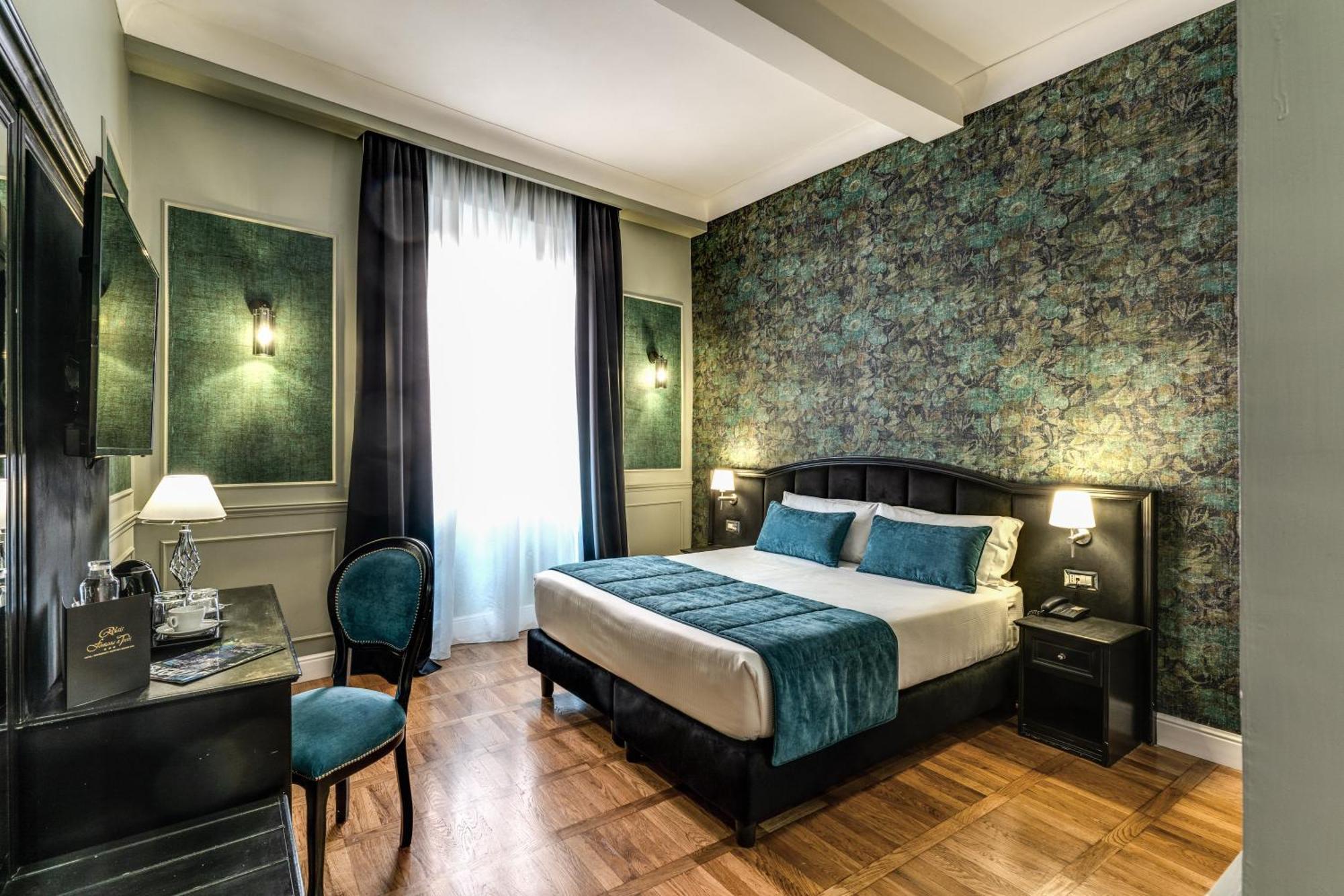 Relais Fontana Di Trevi Hotel Rome Exterior photo