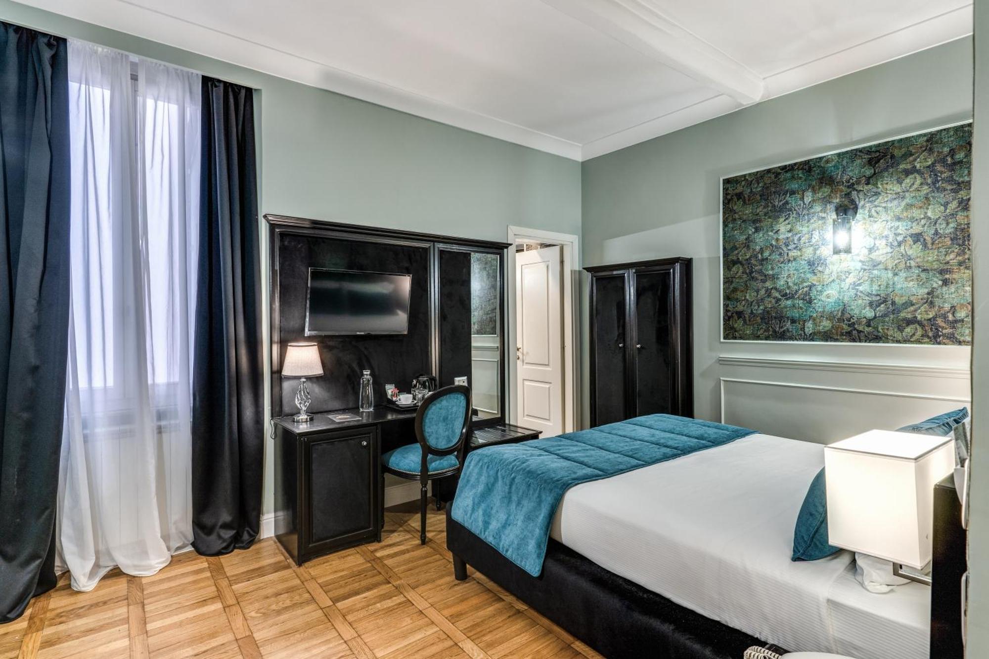 Relais Fontana Di Trevi Hotel Rome Exterior photo