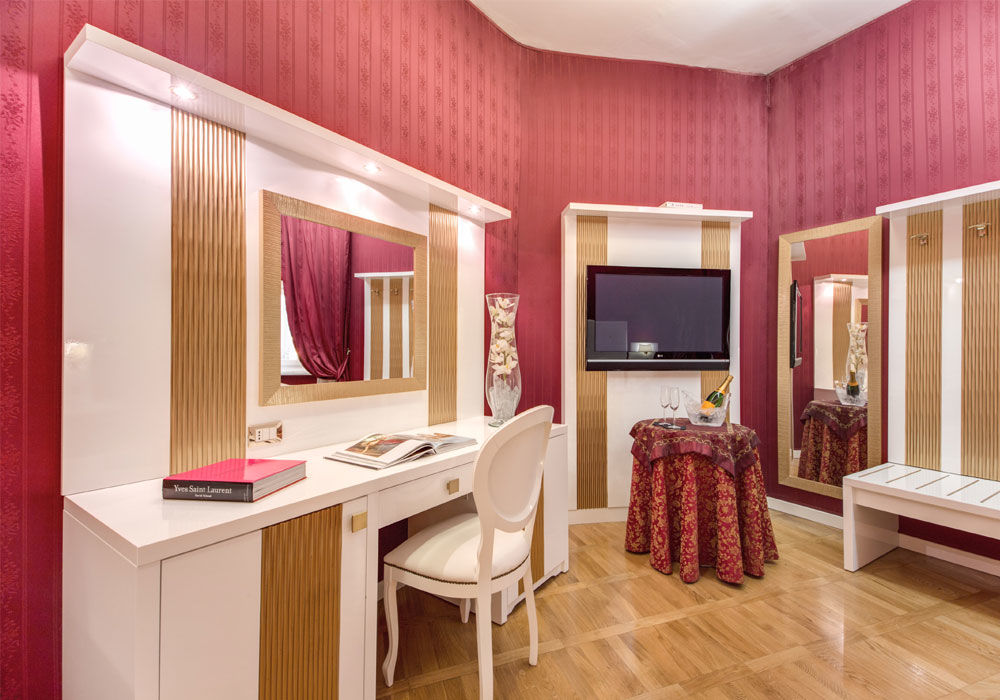 Relais Fontana Di Trevi Hotel Rome Room photo