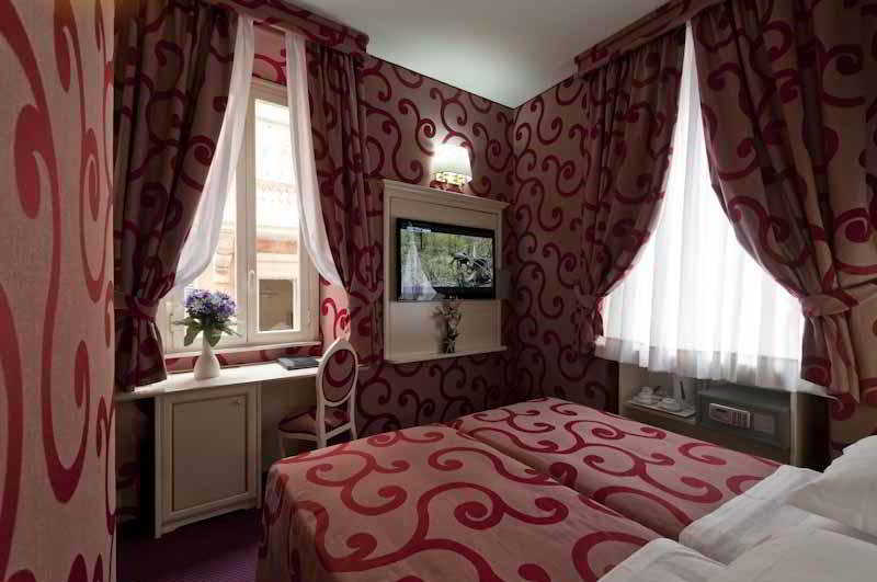 Relais Fontana Di Trevi Hotel Rome Exterior photo