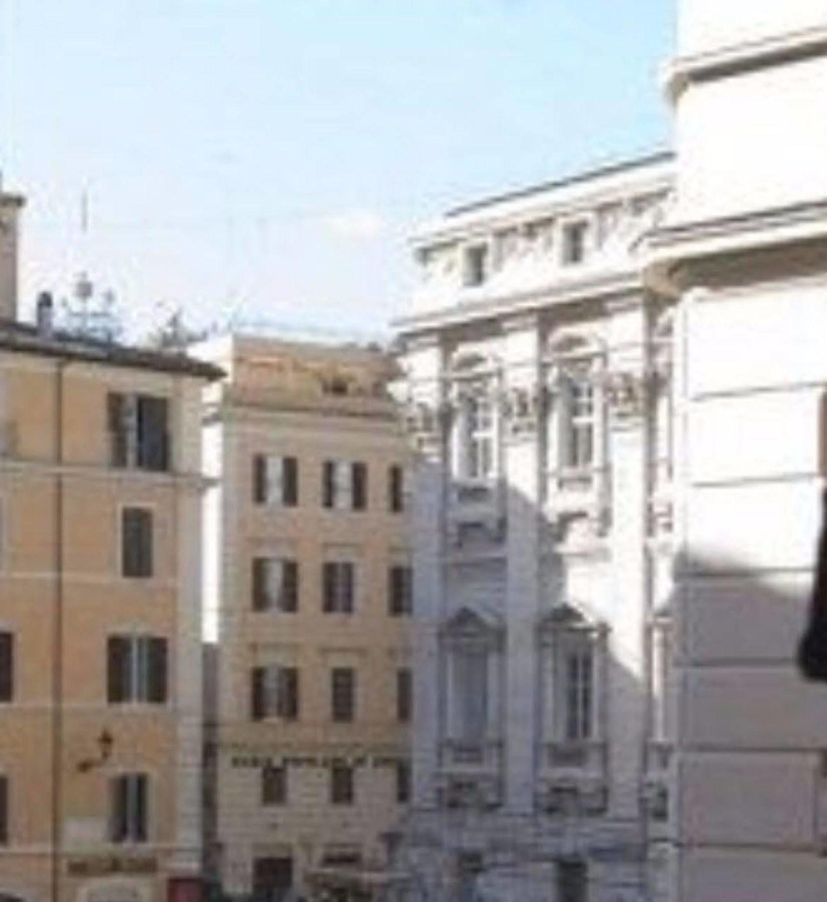 Relais Fontana Di Trevi Hotel Rome Exterior photo