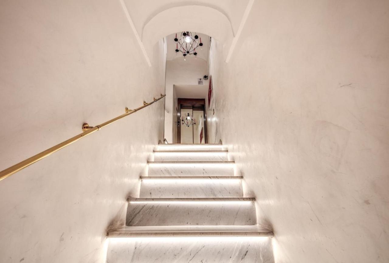Relais Fontana Di Trevi Hotel Rome Exterior photo